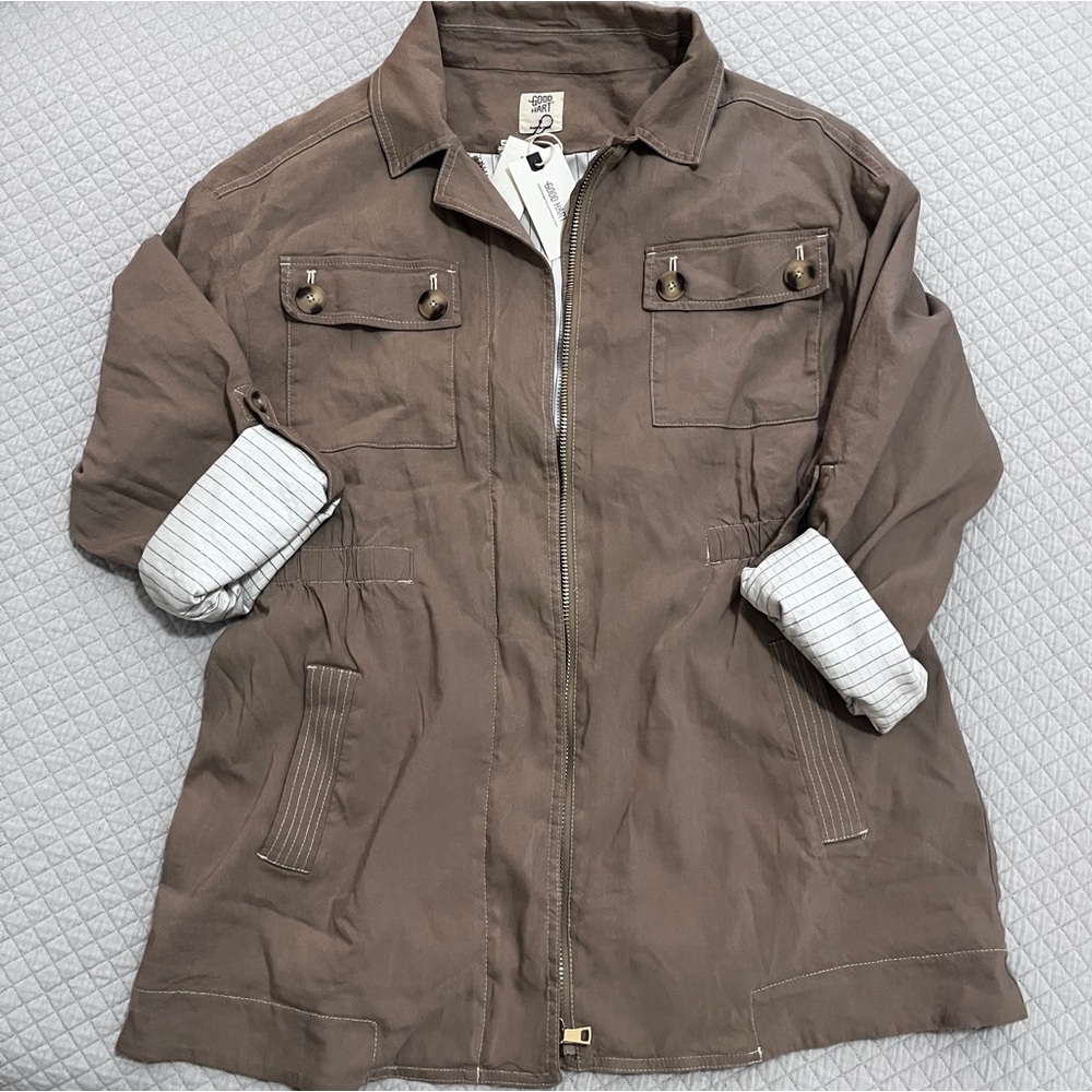 Good Hart 3/4 sleeve trenchcoat